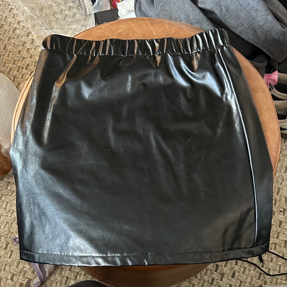 SHEIN Shiny Black Skirt